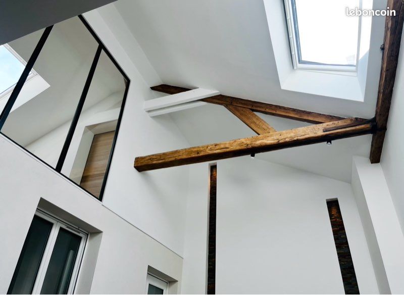 Maison 8 pièces 200 m² · à La Ville-du-Bois · 200 m² · 575 000 €