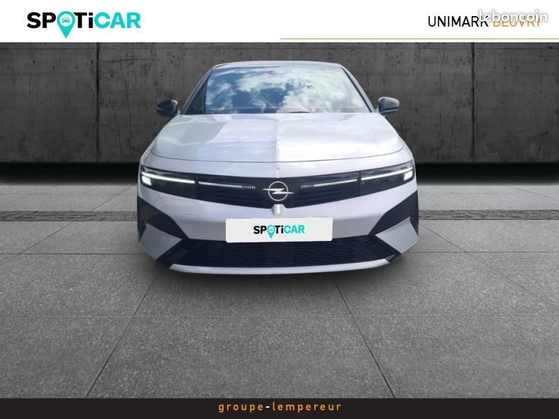 Opel Astra 1.2 Turbo Hybrid 145ch Ultimate e-DCT 6 (image 2)