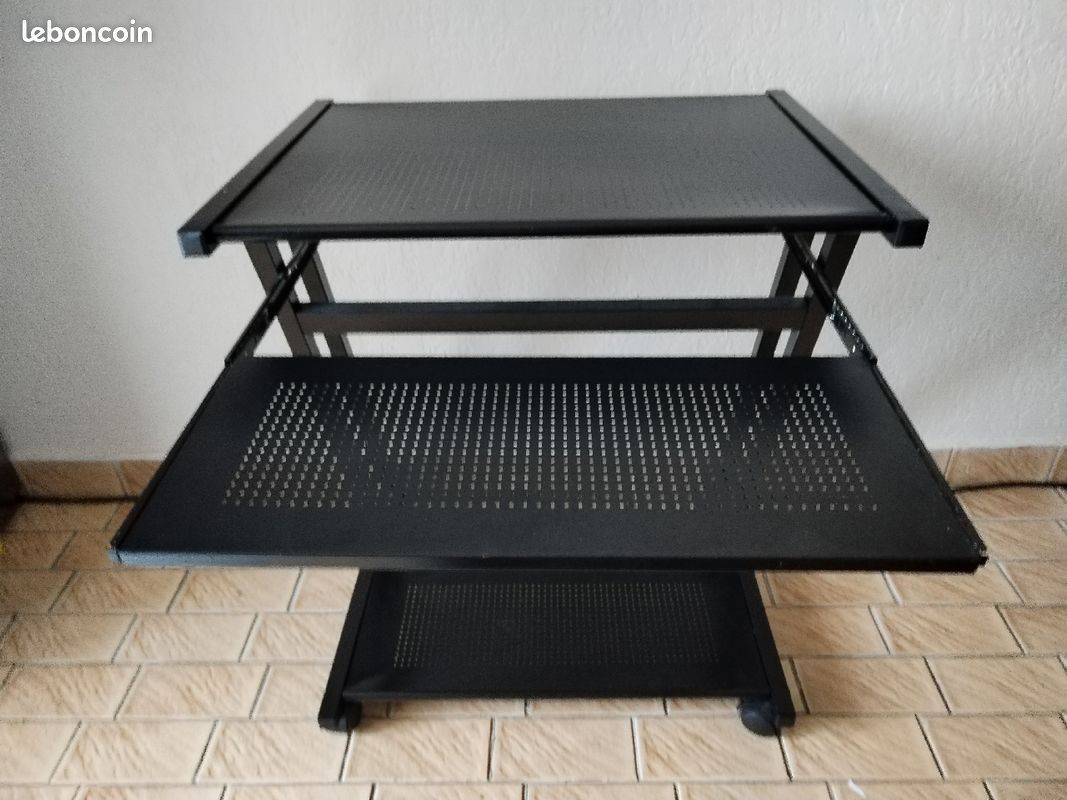 Bureau (image 2)