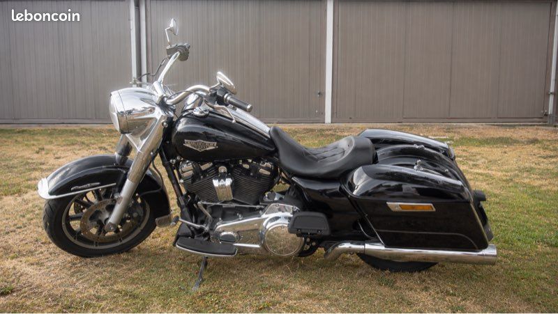 HARLEY-DAVIDSON ROAD KING 2017 – 1745 cm³ (image 1)