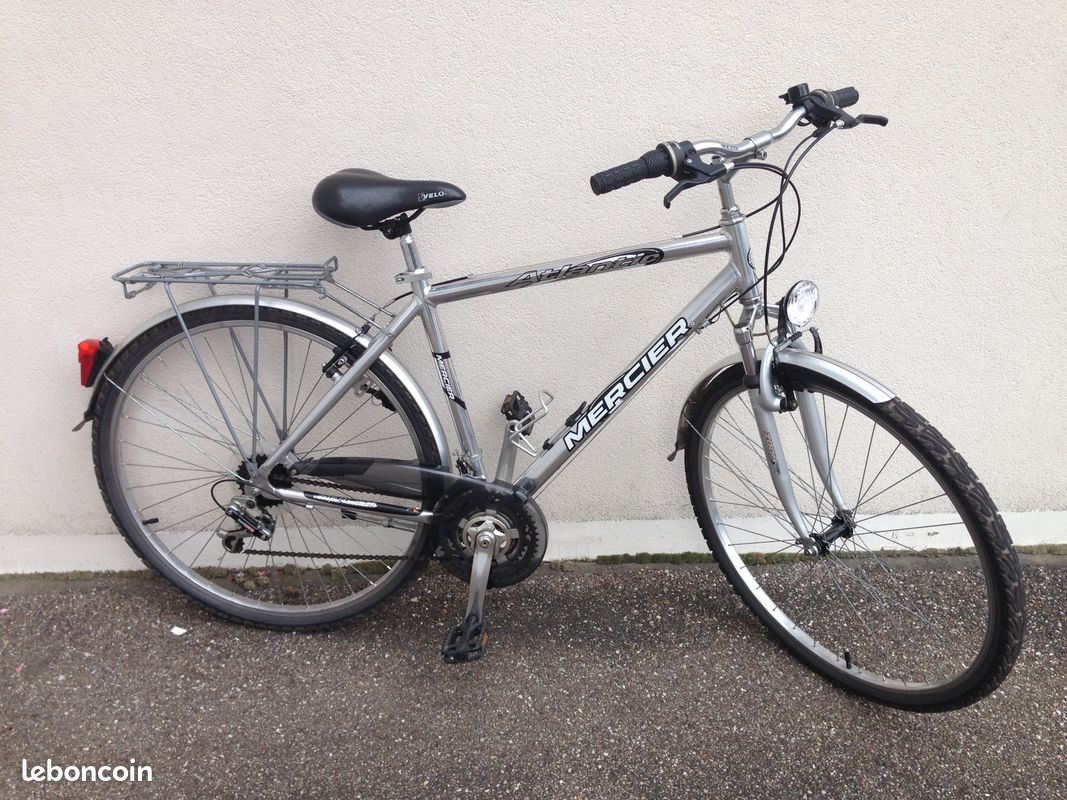 Vélo ville 28" , MERCIER , en ALU , quasi NEUF (image 1)