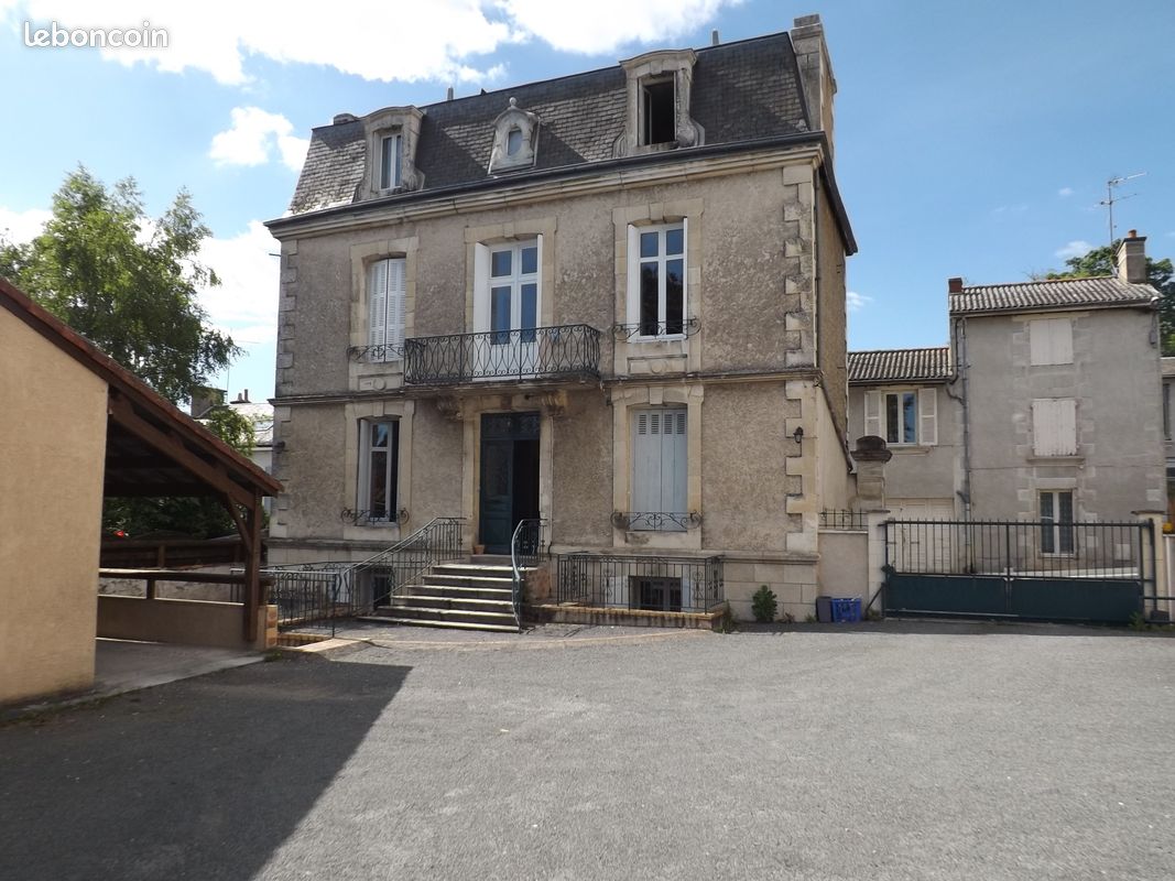 Studio meuble sur Poitiers - Poitiers 86000 (image principale 0)