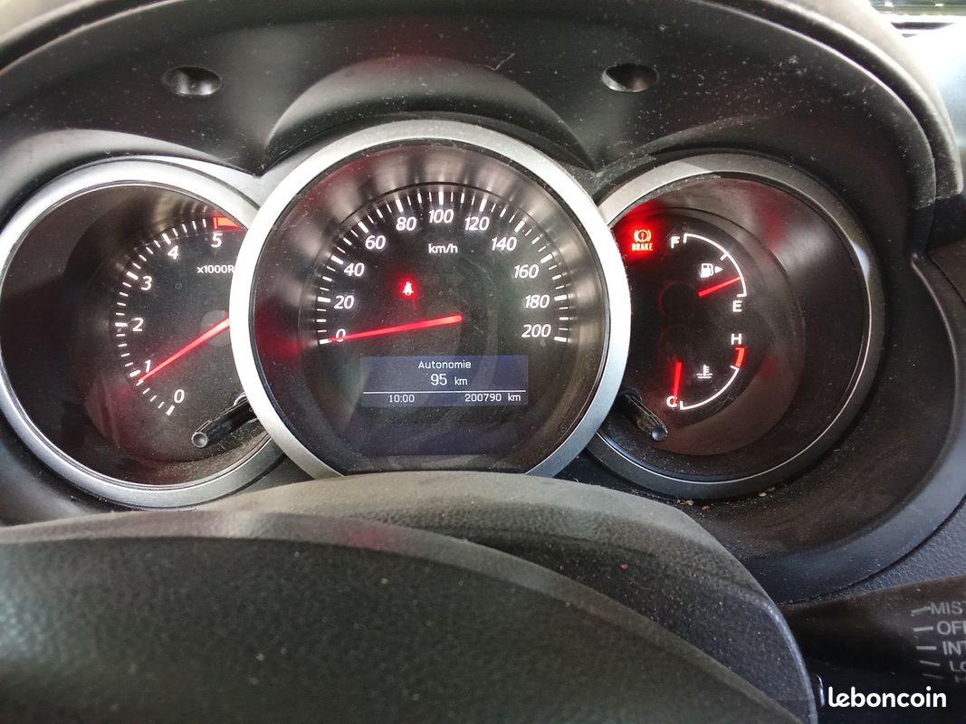 Suzuki grand Vitara (image 2)