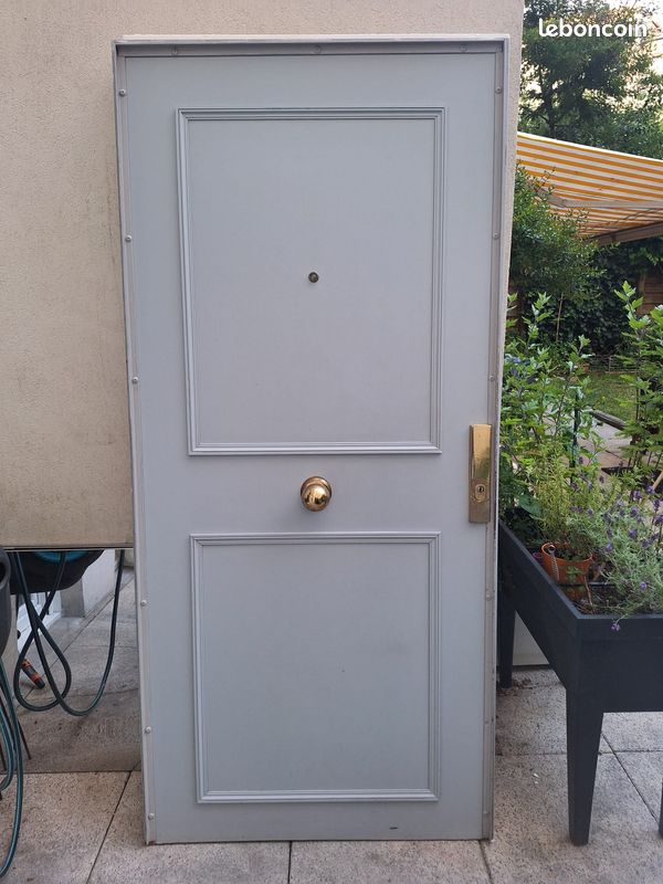 Porte blindée anti-effraction, 3 points, 202 cm x 93 cm, 2 clés (image 1)