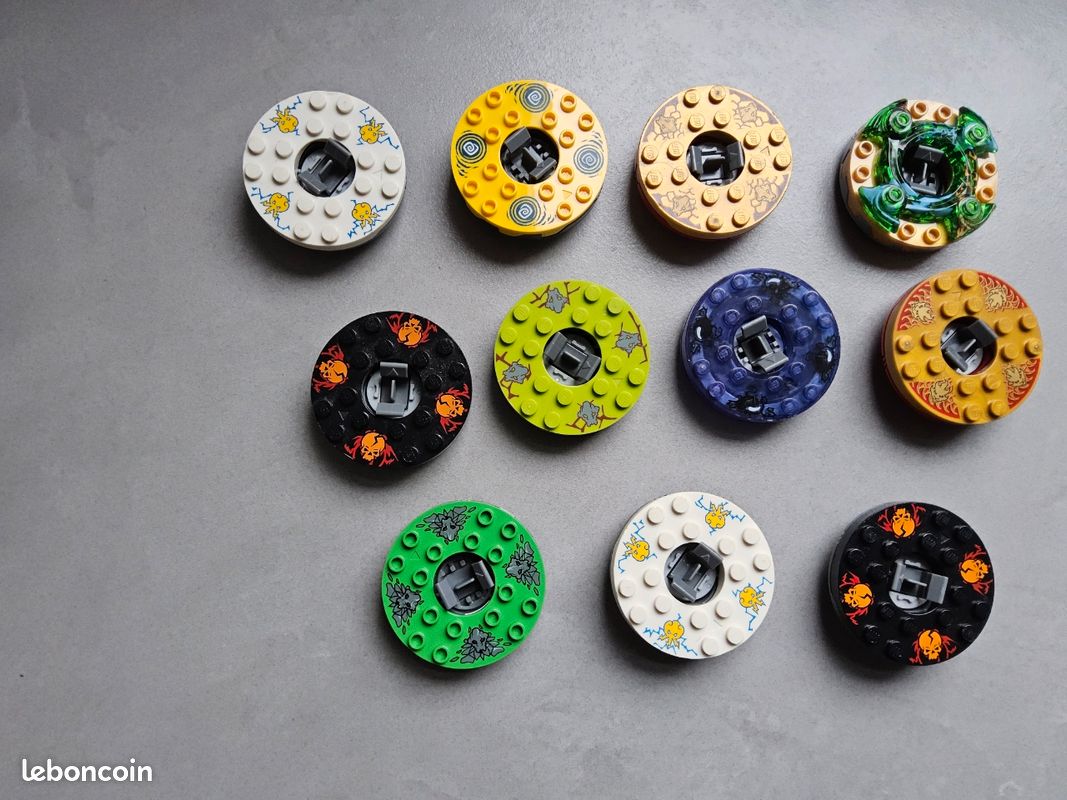 Lego lot de toupies diverses (image 1)