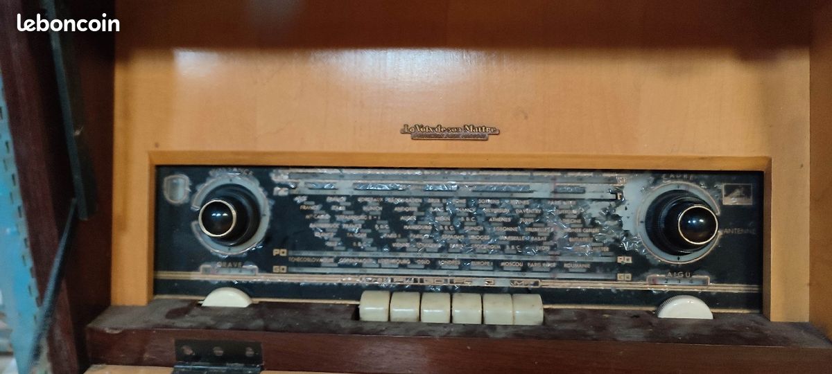 Meuble radio tourne disque (image 1)