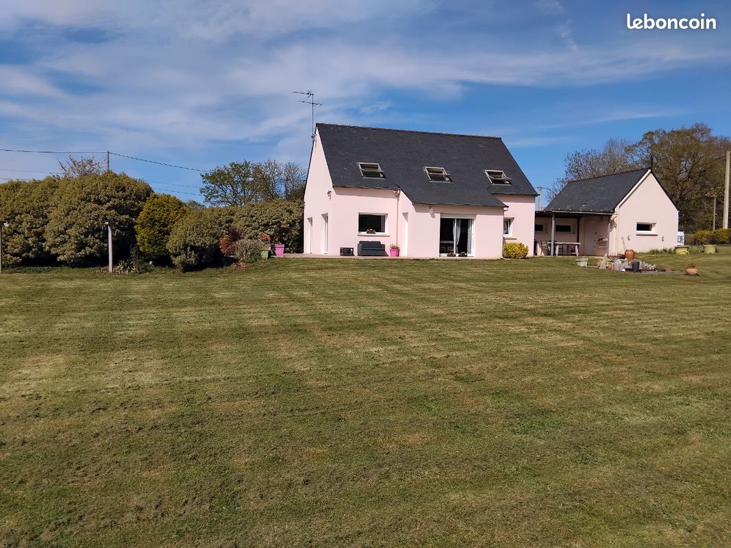 Maison 6 chambres au calme · à Tressignaux · 330 000 €