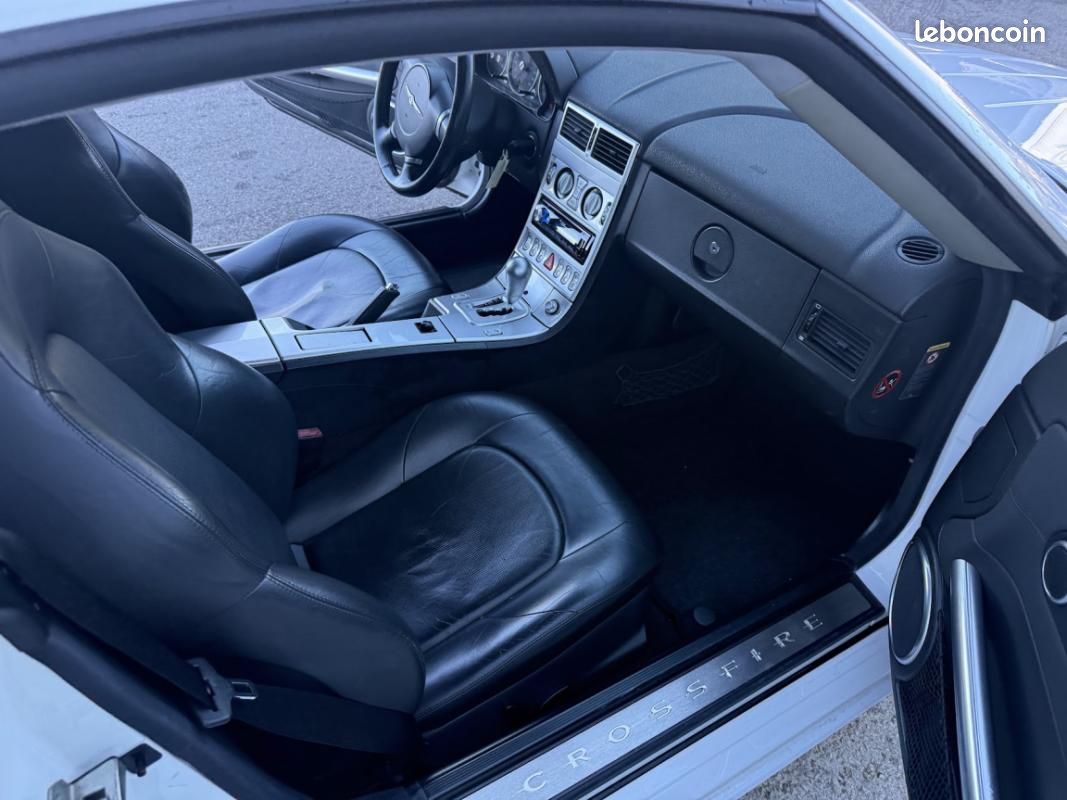 Chrysler Crossfire 3.2 V6 218cv Limited A (image 8)