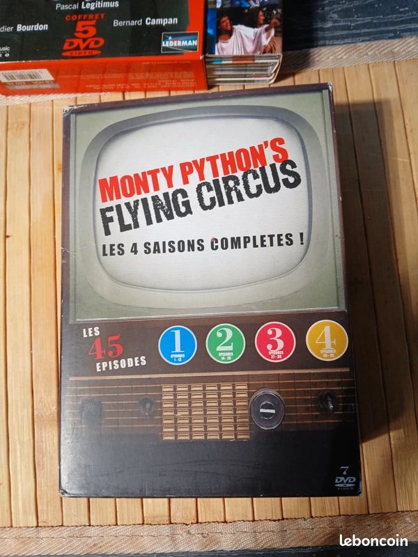 Monty Python's flying circus 4 saisons complètes (image 1)