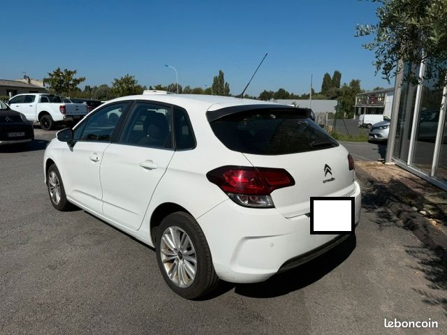 1ère main C4 1.6BlueHDi 120CV Bluetooth / clim / régulateur (image 2)