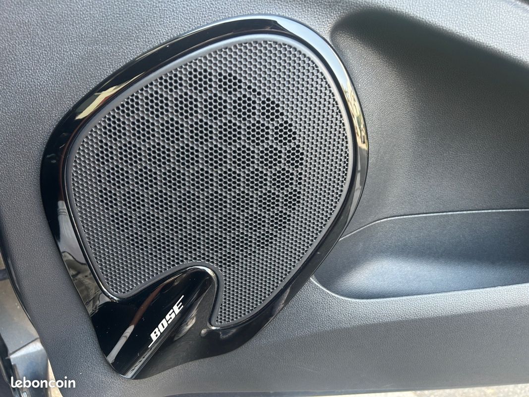 RENAULT CLIO IV DCi 90 Energy Steel EDC ( SE GARE TOUTE SEUL ) (image 21)