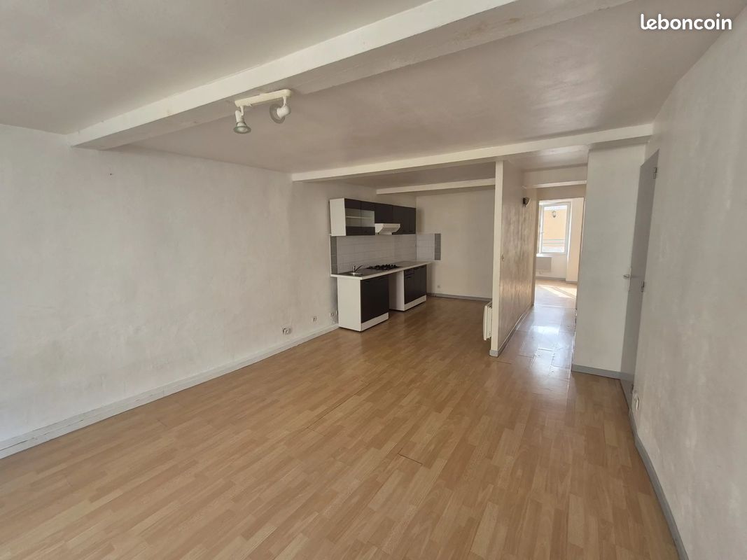 Appartement 2 pièces 46 m² · à Le Luc · 46 m² · 89 000 €