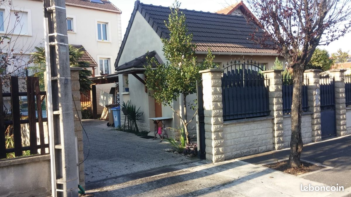 Maison 6 pièces 200 m² · à Bobigny · 200 m² · 980 000 €