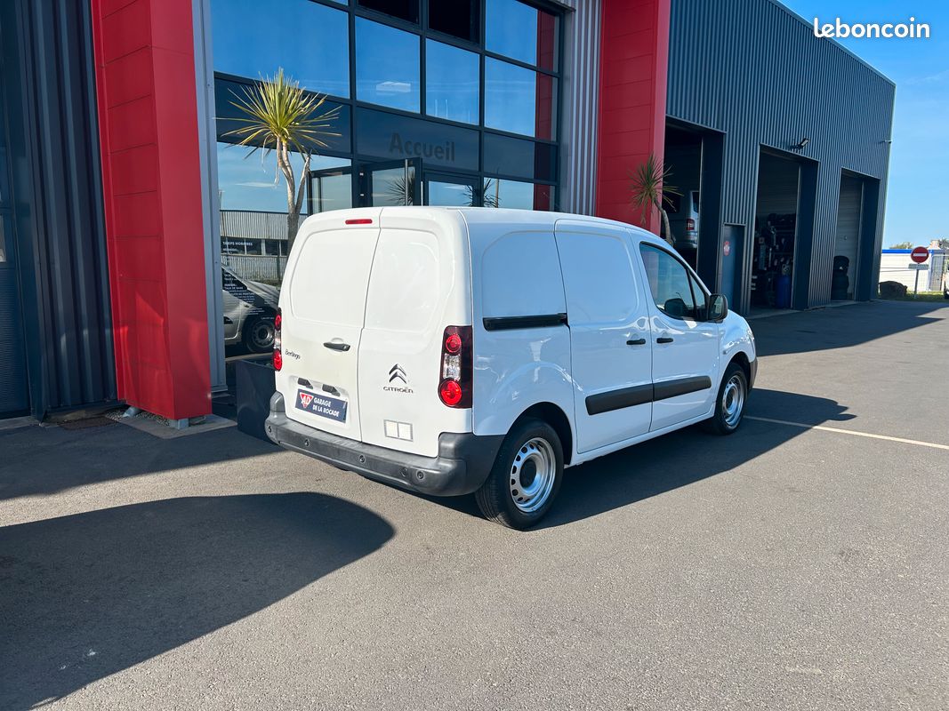 Citroen Berlingo M 1.6 BLUEHDI 100 CLUB 9990 HT / 11988 TTC (image 2)