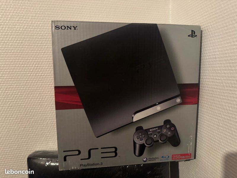 Boîte PlayStation 3 250 Go (image 1)