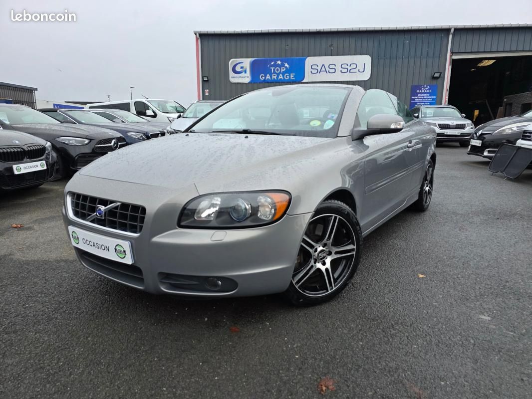 Volvo C70 Cabriolet 2.4i 170 Summum (image 1)