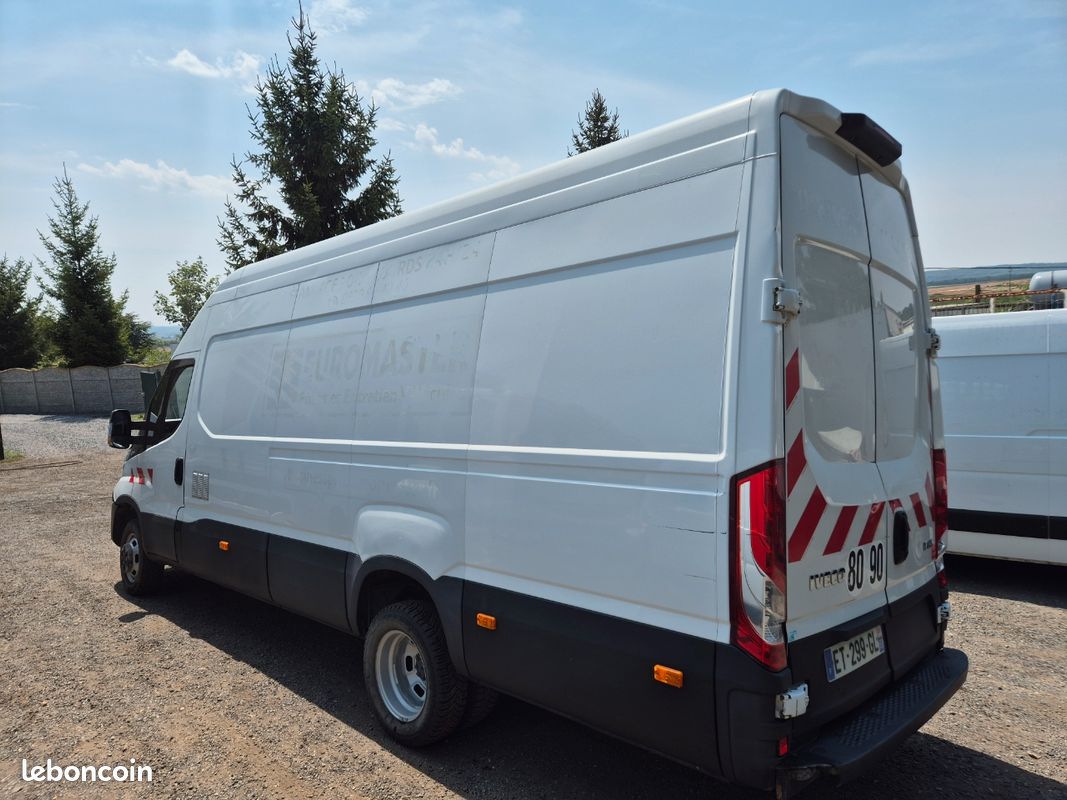 Iveco Daily L4H3 50-150 3l 150ch équipé d'une machine à pneu embarqué Guernet tyrebox (image 5)