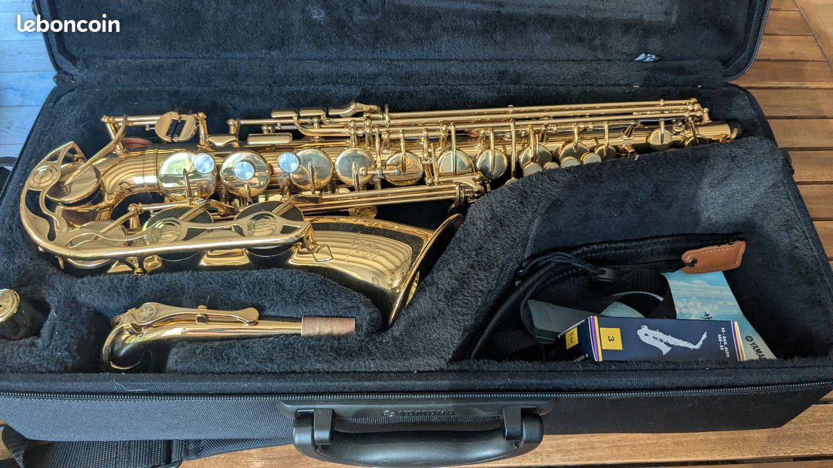 Saxophone Alto Yamaha YAS-275 (image 1)