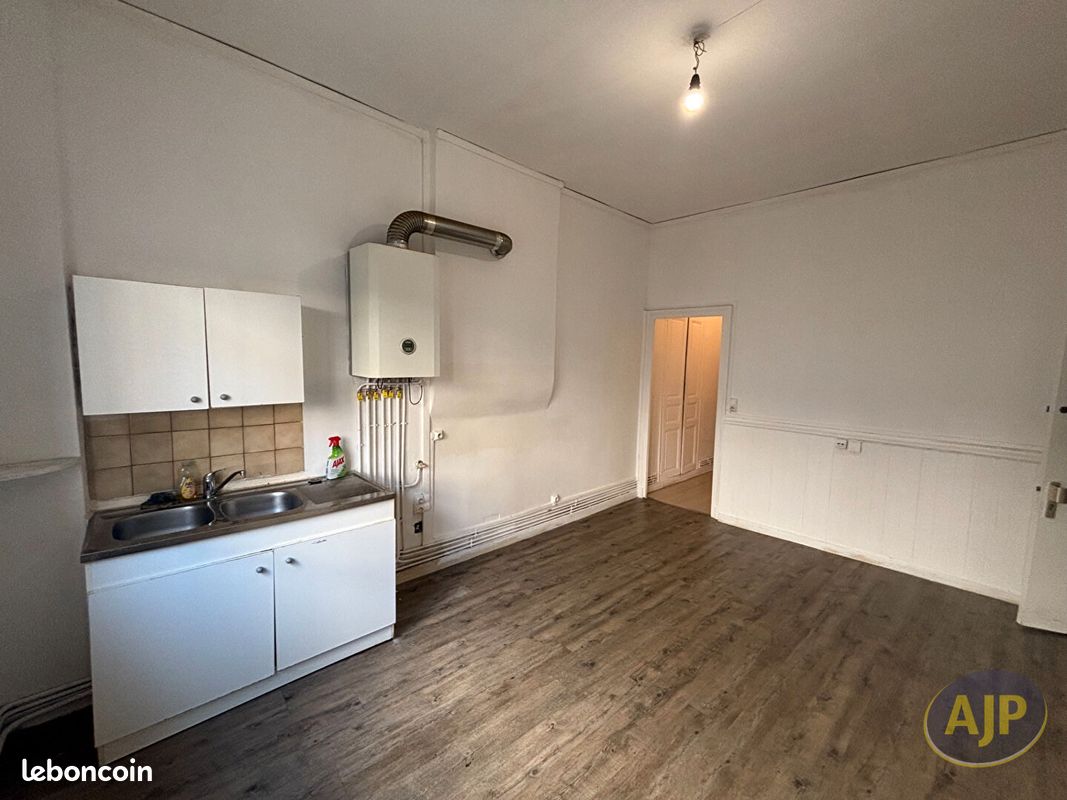 Appartement 2 pièces 31 m² · à Angers · 31 m² · 495 €