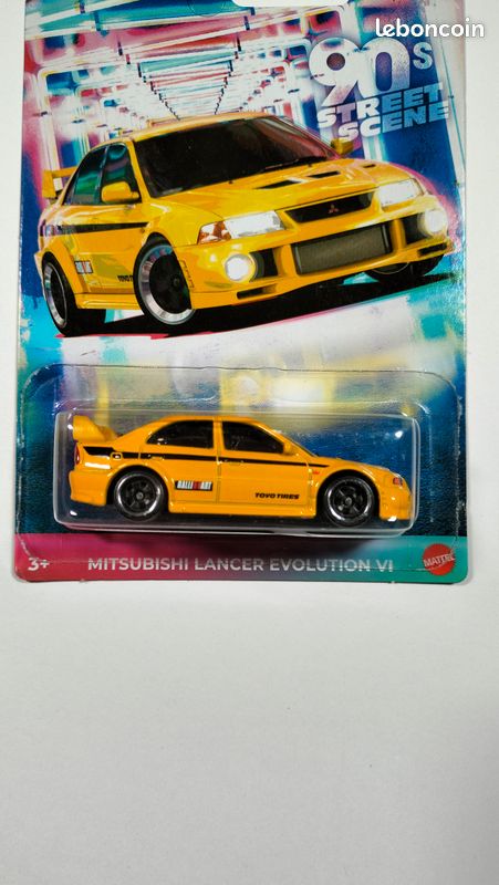 Hot Wheels Années 90 STREET SCENE – Mitsubishi Lancer Evolution VI Jaune (1/64, 2024 Hot Wheels Années 90 STREET SCENE – Mitsubishi Lancer Evolution VI Jaune (1/64, 2024
