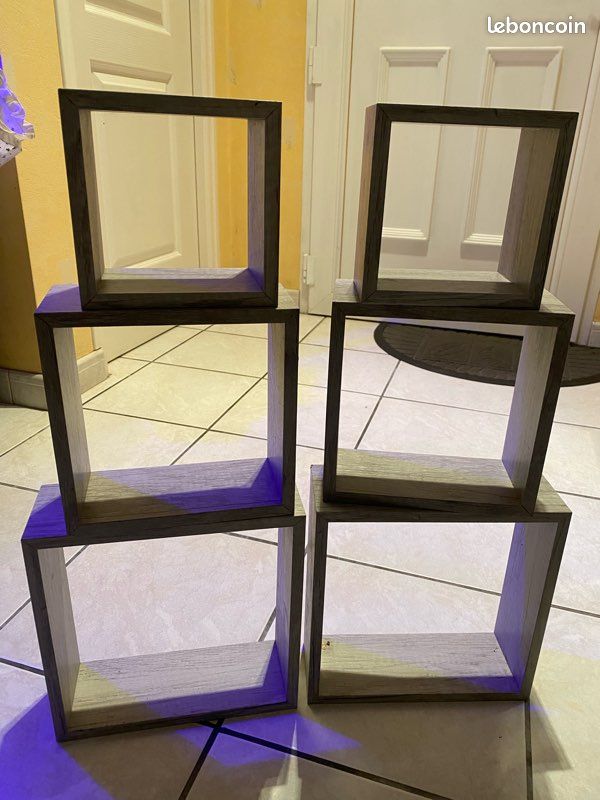Lot cubes murale (image 1)