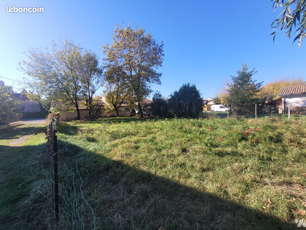 Terrain 647 m² · à Pessac · 647 m² · 297 000 €
