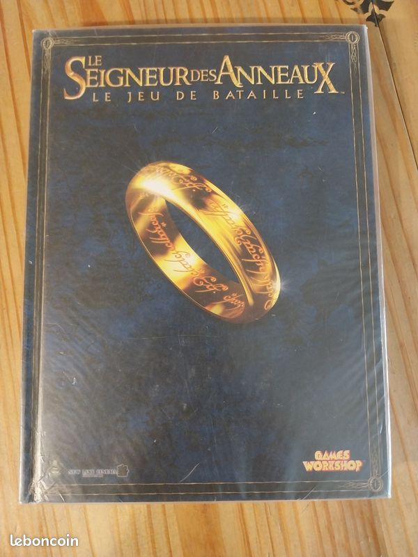 LIVRE LE SEIGNEUR des anneaux jeu d bataille roles régles & figurines