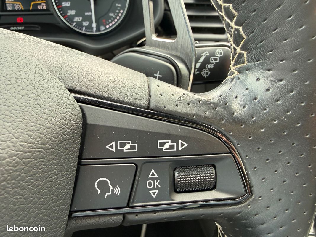 SEAT Leon SC 2.0 TSI 290 CH CUPRA BVA - CARPLAY/ANDROID AUTO - REGULATEUR ADAPTATIF - SIEGES AV CHAUFFANTS - (image 24)