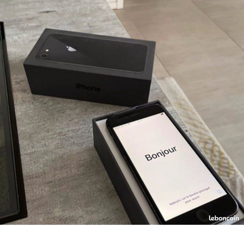 IPhone 8 PETIT PRIX đ (image 1)