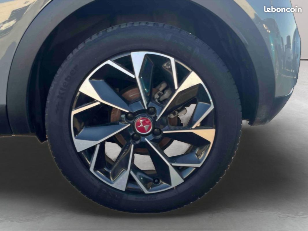 Ds DS 3 BlueHDi 130ch Performance Line + Automatique (image 23)