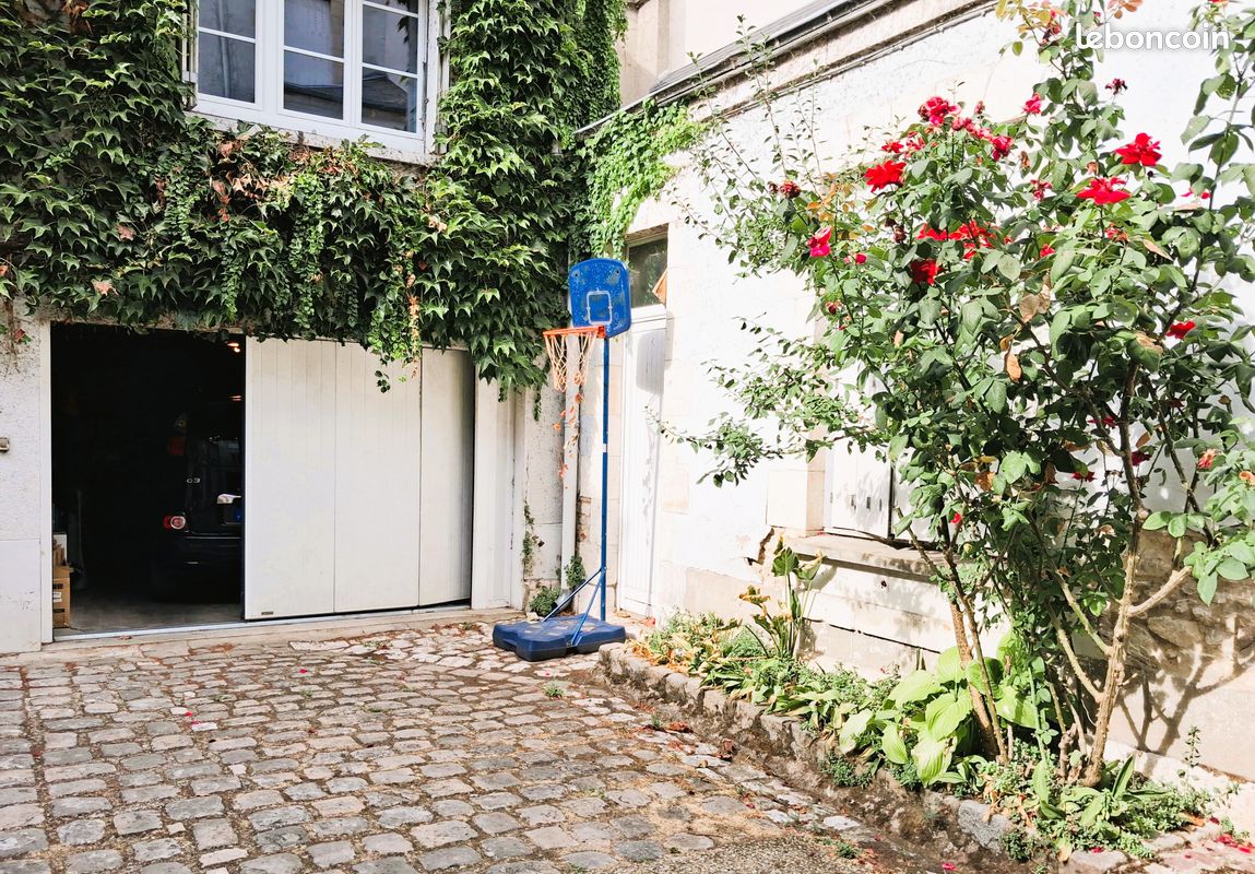 Appartement 5 pièces 200 m² · à Orléans · 200 m² · 390 000 €