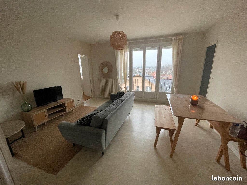 Appartement 2 pièces 48 m² · à Bourges · 48 m² · 740 €