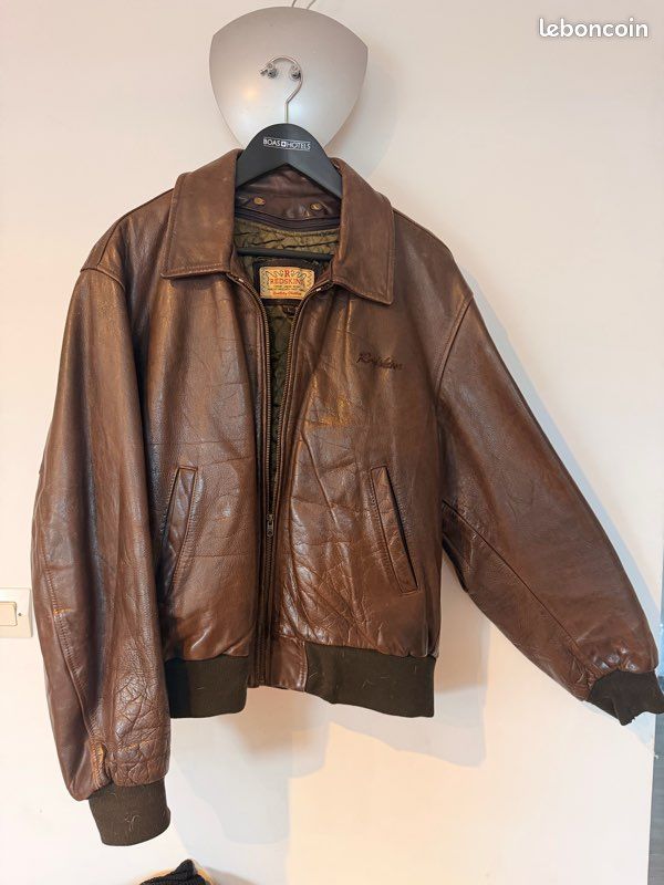 Blouson Redskins Vintage Territoire – Cuir véritable vachette – Taille L – Années 1998/2003 – Cuir épais – bon état – Pièce devenue rare (image 2)
