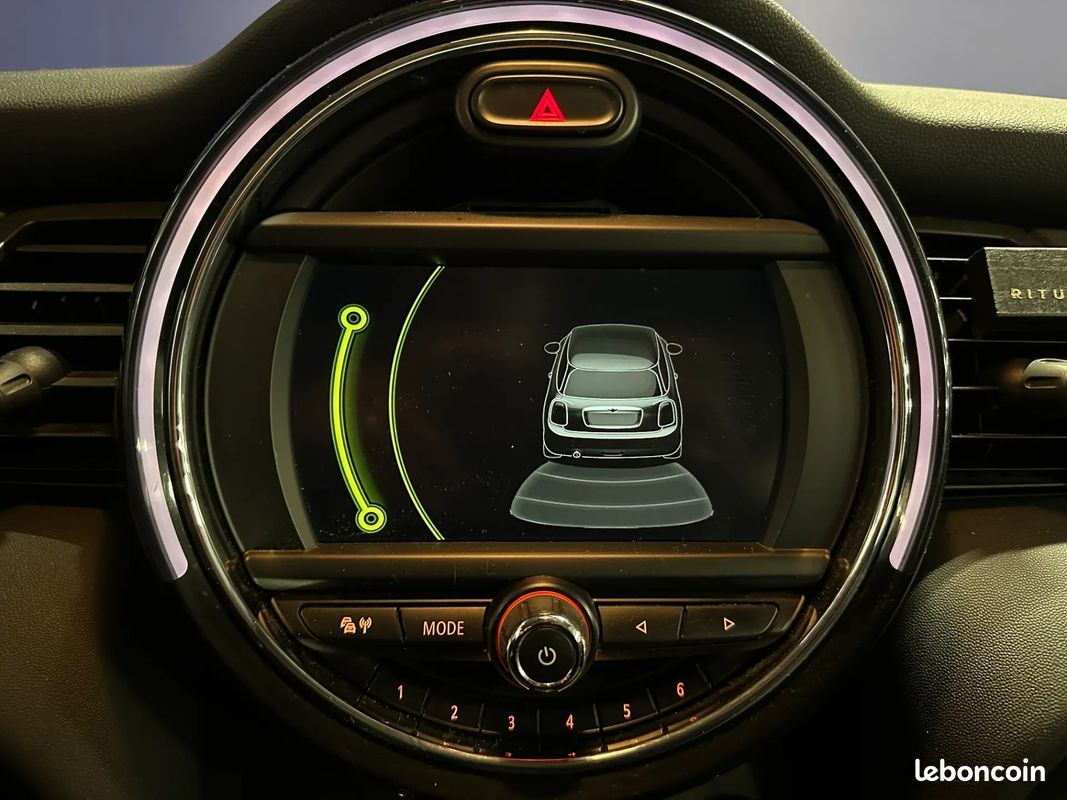 Mini Business 1.5 D 116ch - 2018 - Boîte auto-Climatisation (image 19)