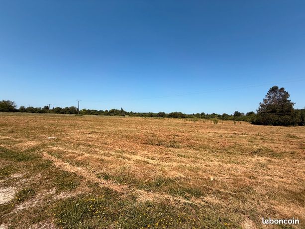 Terrain 842 m² Cours De Pile