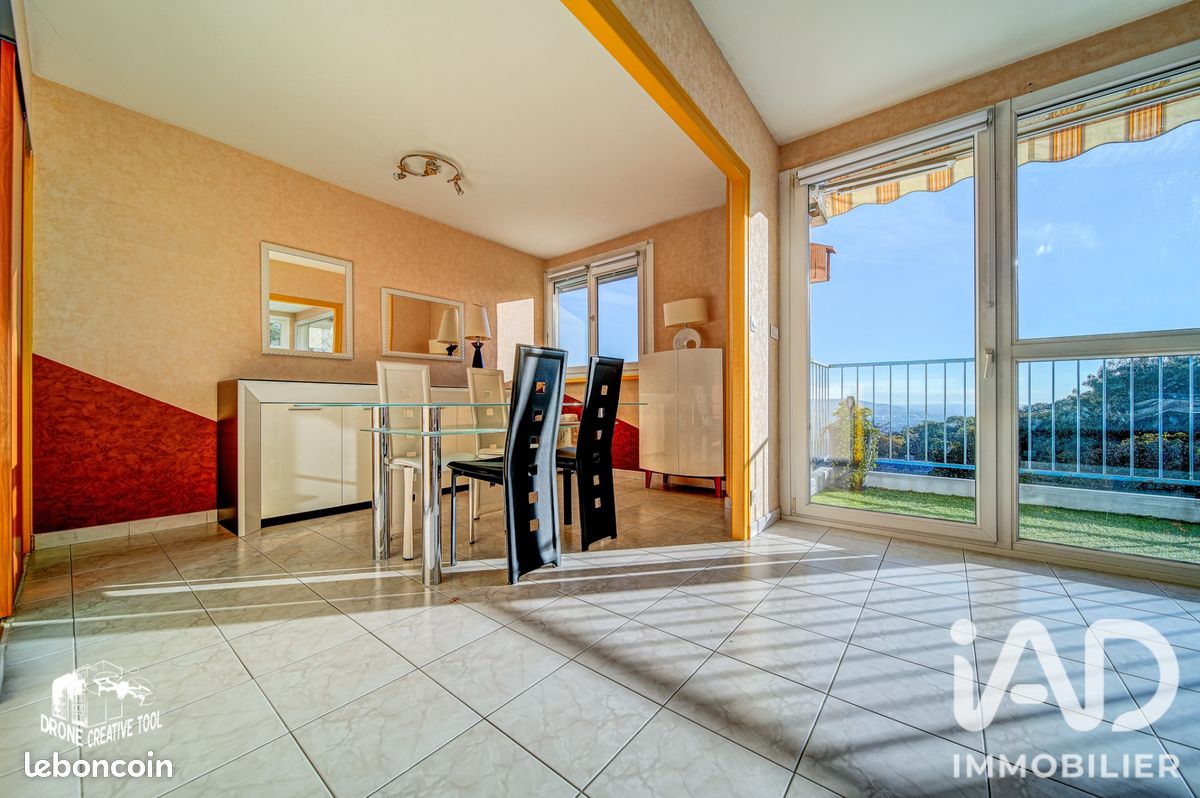 Appartement 3 pièces 74 m² · à Nancy · 74 m² · 138 000 €