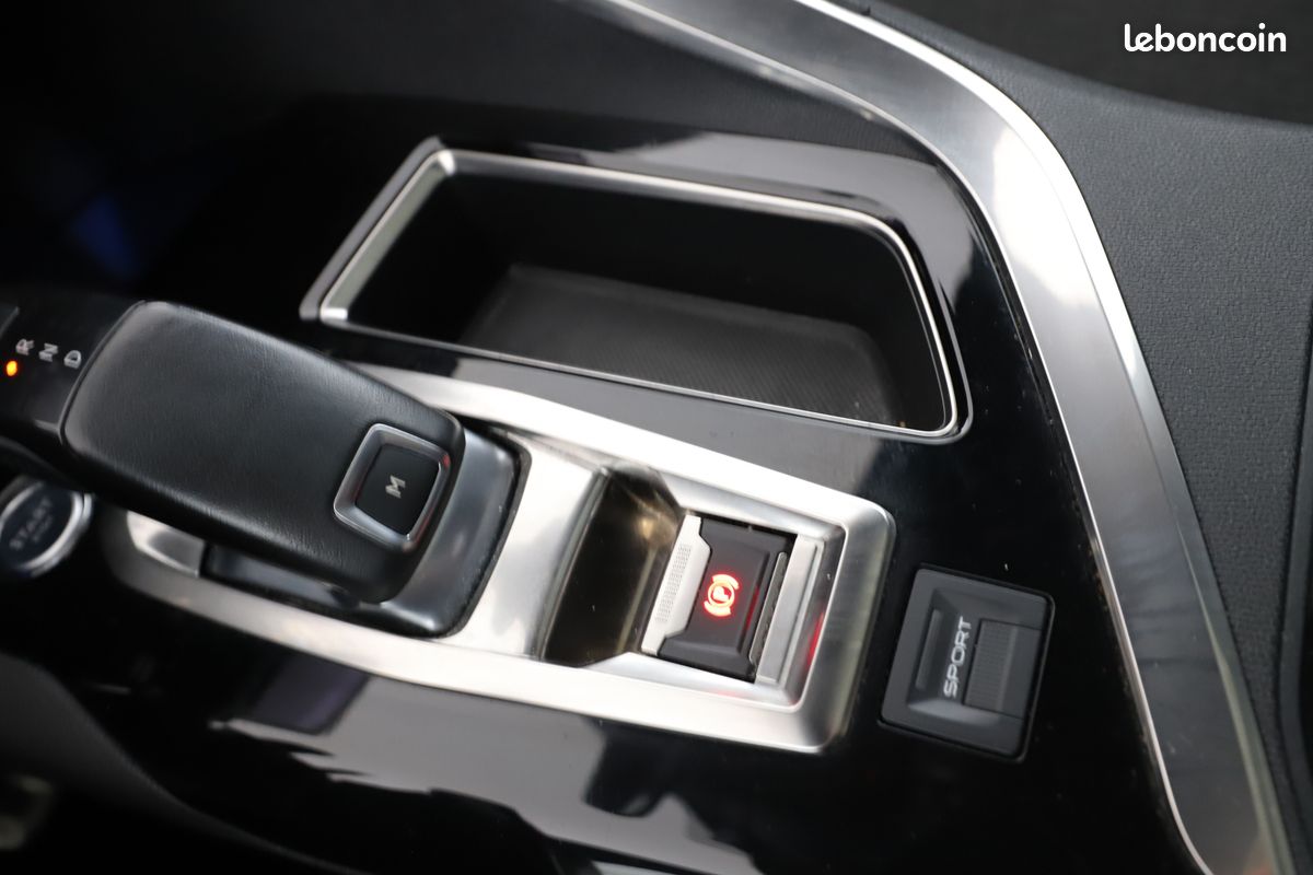 Peugeot 3008 1.6 THP GT Line EAT6 165 ch (image 23)