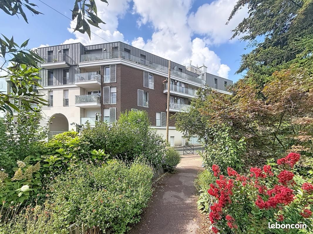 Appartement 1 pièce 31 m² · à Châtenay-Malabry · 31 m² · 178 000 €