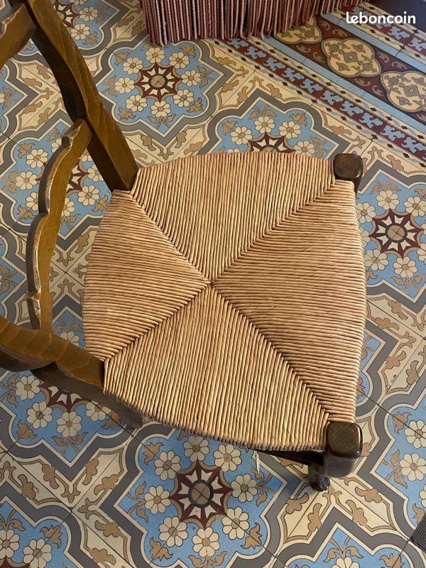 Lot 5 chaises paillées très bon état (image 2)