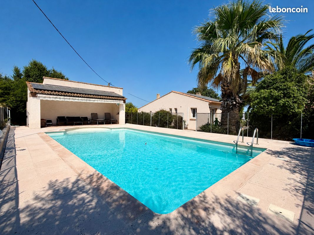 Maison 6 pièces 140 m² · à Roquebrune-sur-Argens · 140 m² · 739 000 €