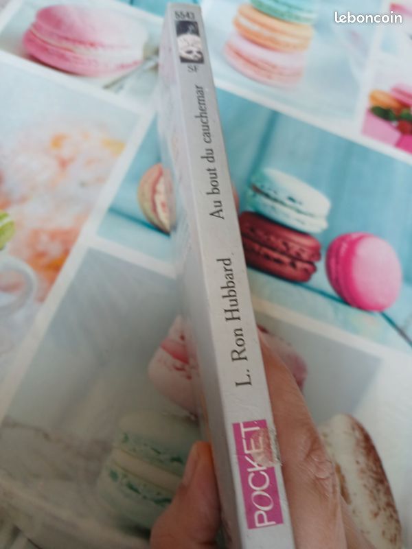 Livre science fiction (image 1)
