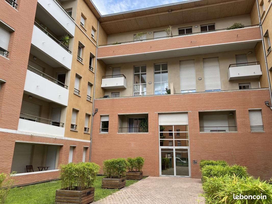 Appartement 2 pièces 47 m² · à Toulouse · 47 m² · 852 €