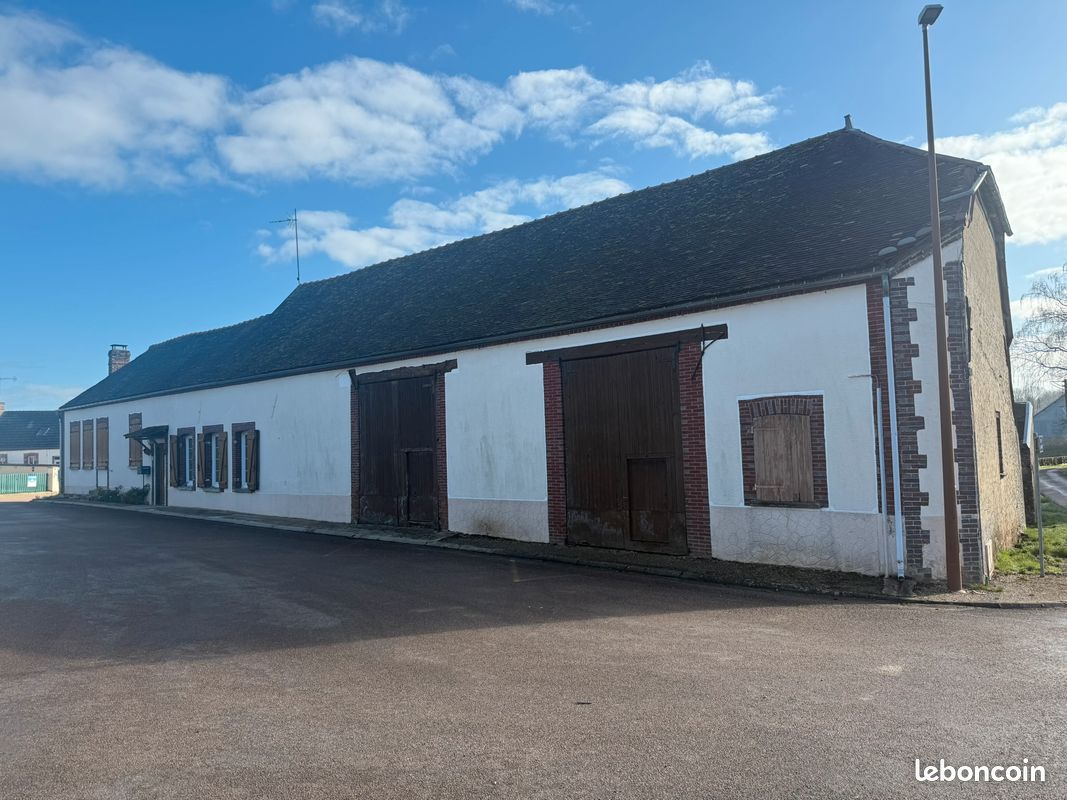 Maison 5 pièces 100 m² · à Arces-Dilo · 100 m² · 136 500 €