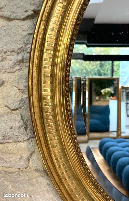 Miroir ancien ovale à fronton doré à la d’or antiquité 70cm/49,5cm (image 2)