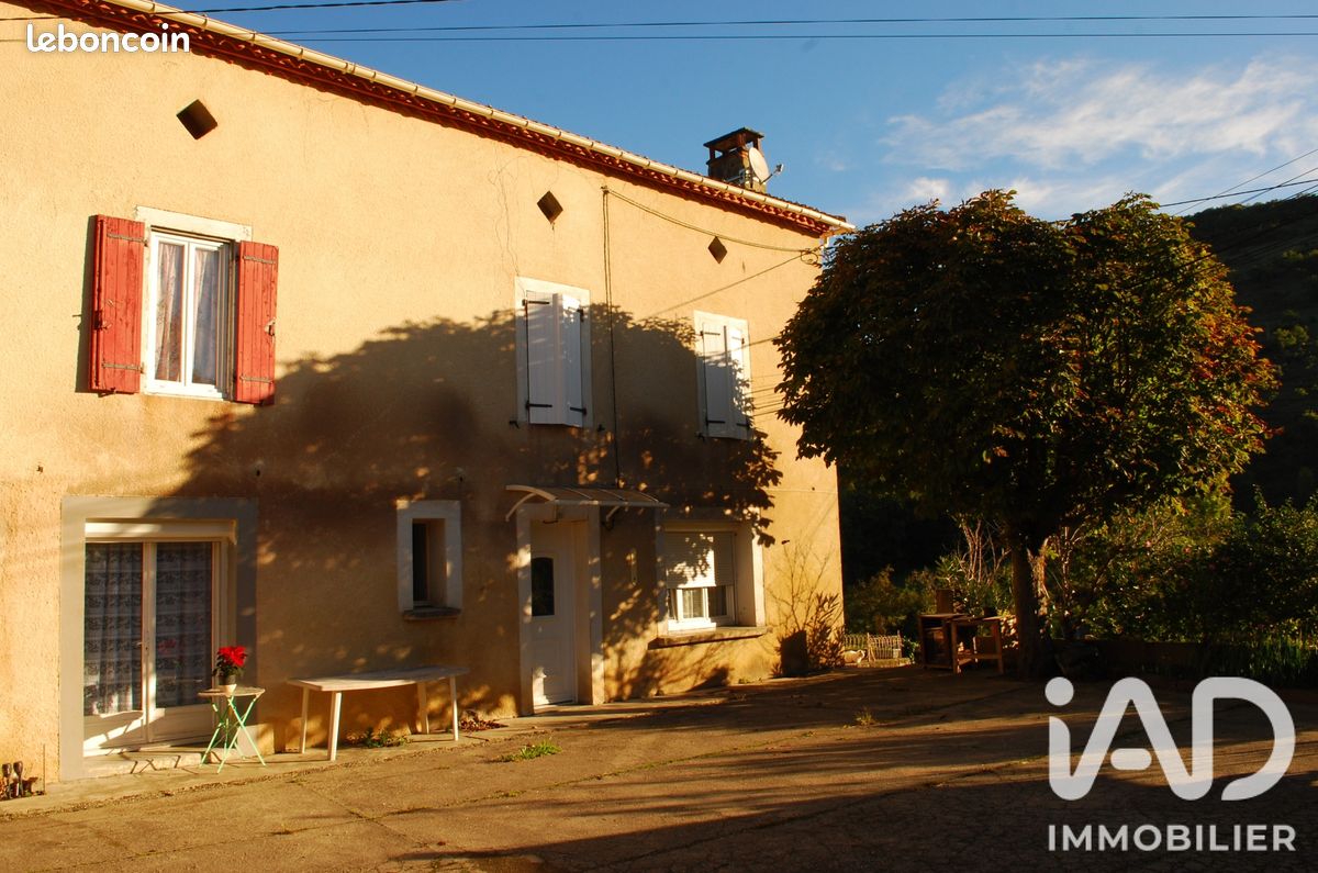 Maison 12 pièces 280 m² · à Vira · 280 m² · 210 000 €