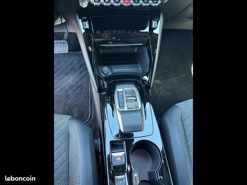 Peugeot 2008 1.5 BlueHDi 130ch S&S Allure EAT8 (image 15)