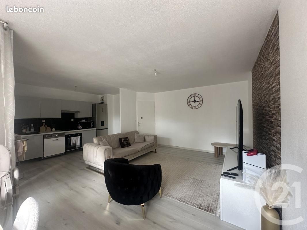 Appartement 3 pièces 64 m² · à Grenoble · 64 m² · 159 000 €