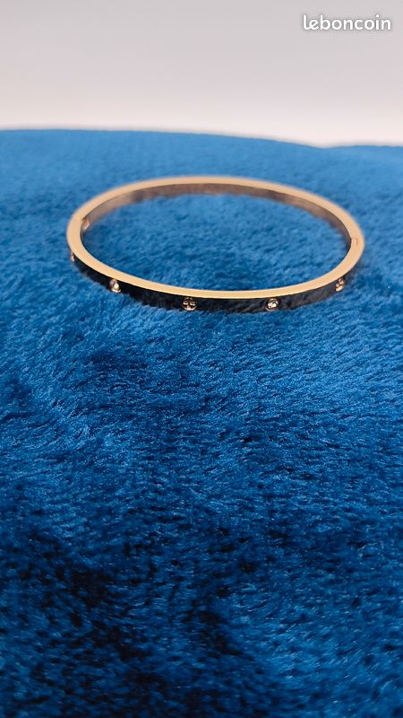 Bracelet luxueux en acier inoxydable. Bijoux femme (image 2)
