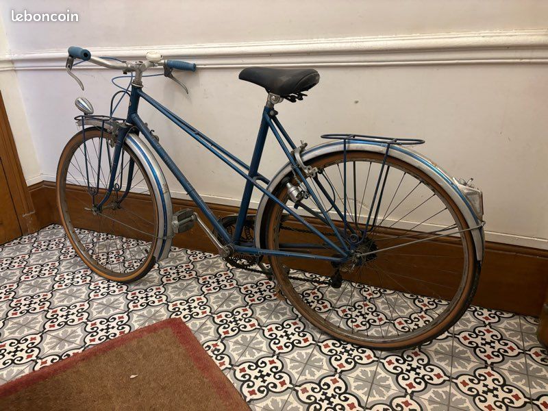 Cadre Gitane Tour De France 102- service course-Vélo ancien- old French Bike