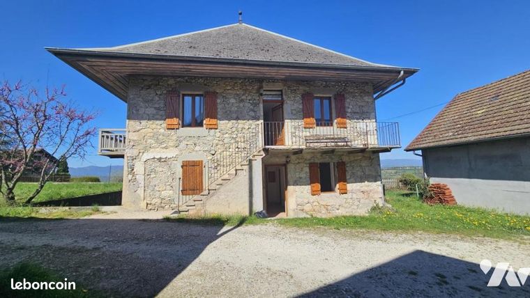 Maison 8 pièces 200 m²